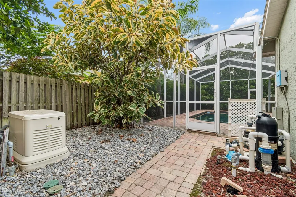 1128 MAINSAIL DRIVE Tarpon Springs, FL 34689