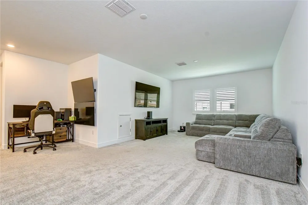 13857 SHARP HAWK DRIVE Riverview, FL 33569