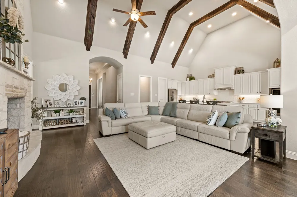 9901 Compass Rose Court Oak Point, TX 75068