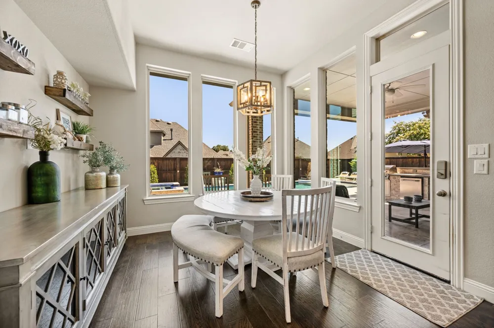 9901 Compass Rose Court Oak Point, TX 75068