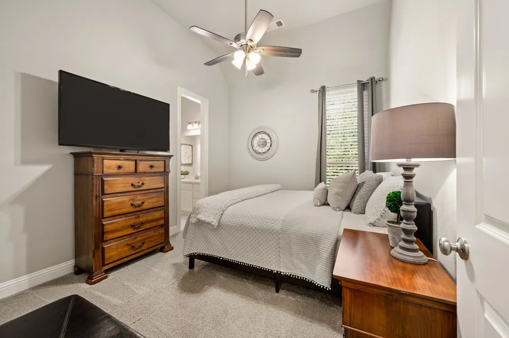 9901 Compass Rose Court Oak Point, TX 75068