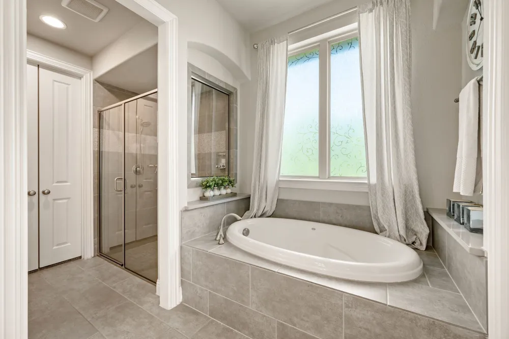 9901 Compass Rose Court Oak Point, TX 75068