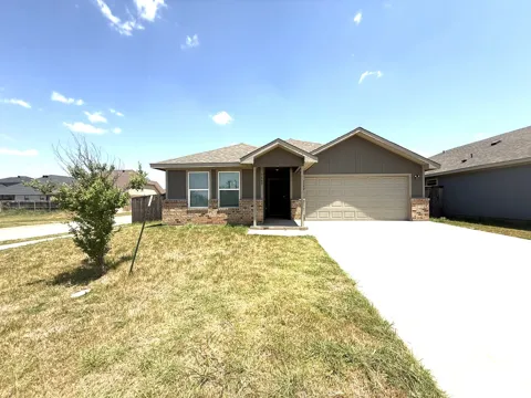 7649 Vineyard Drive