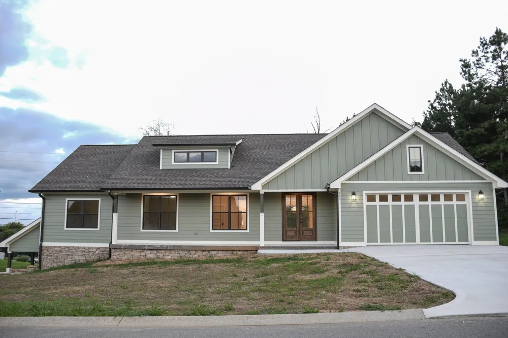 135 Blue Sky Drive Dayton, TN 37321
