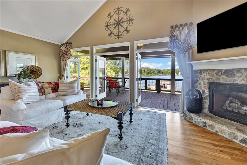 167 Steel Bridge Road Eatonton, GA 31024