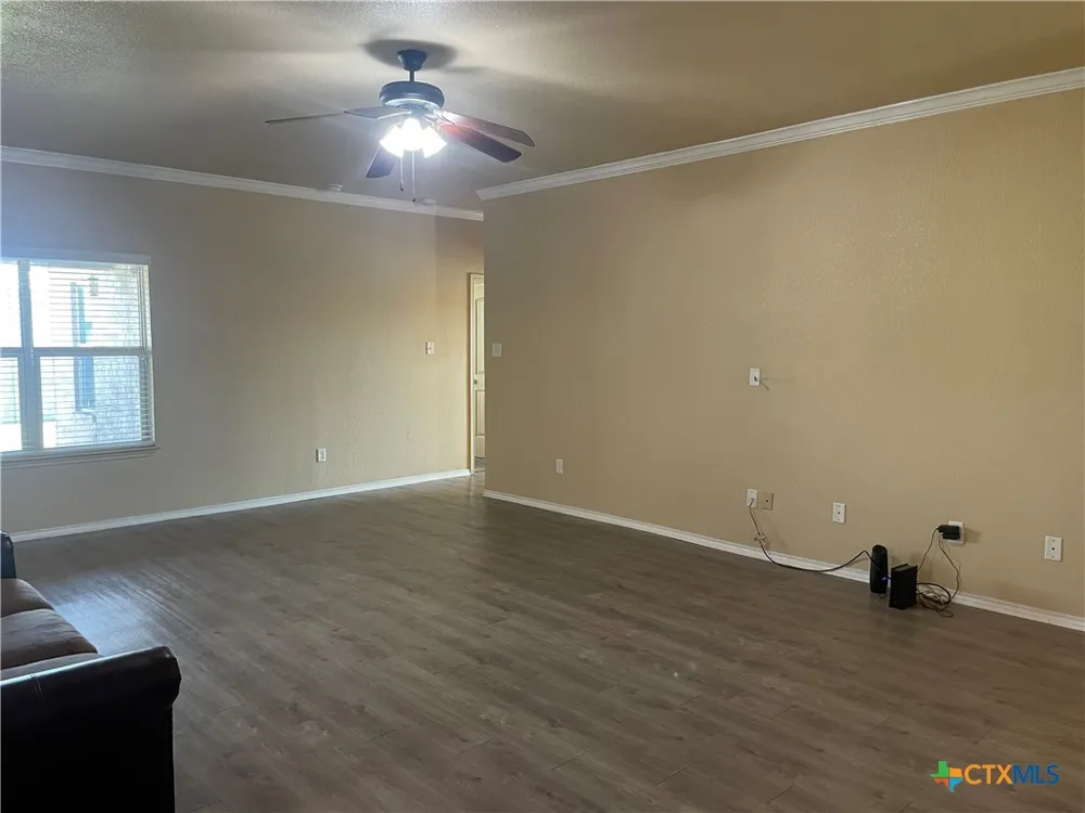 2804 Hector Drive Killeen, TX 76549