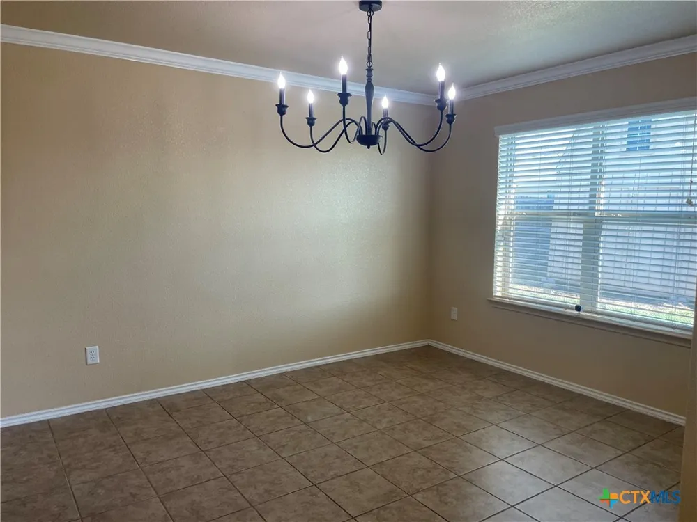 2804 Hector Drive Killeen, TX 76549