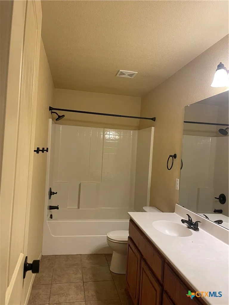 2804 Hector Drive Killeen, TX 76549