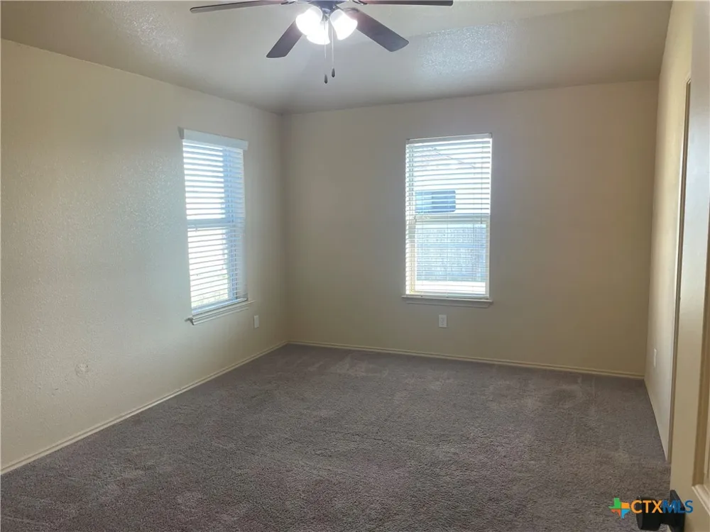 2804 Hector Drive Killeen, TX 76549