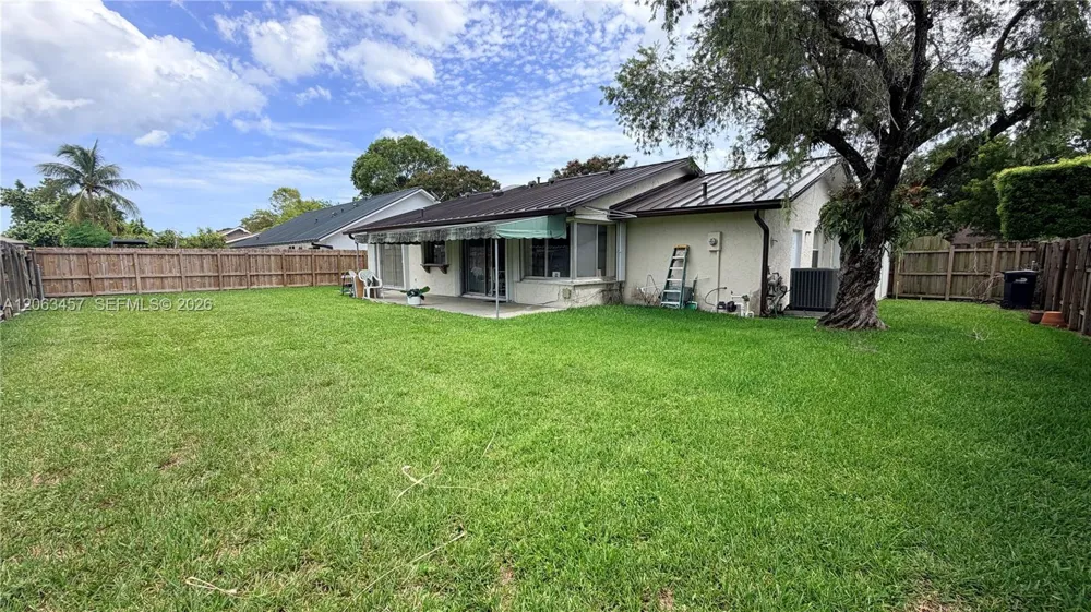 13325 SW 100th Ter Miami, FL 33186