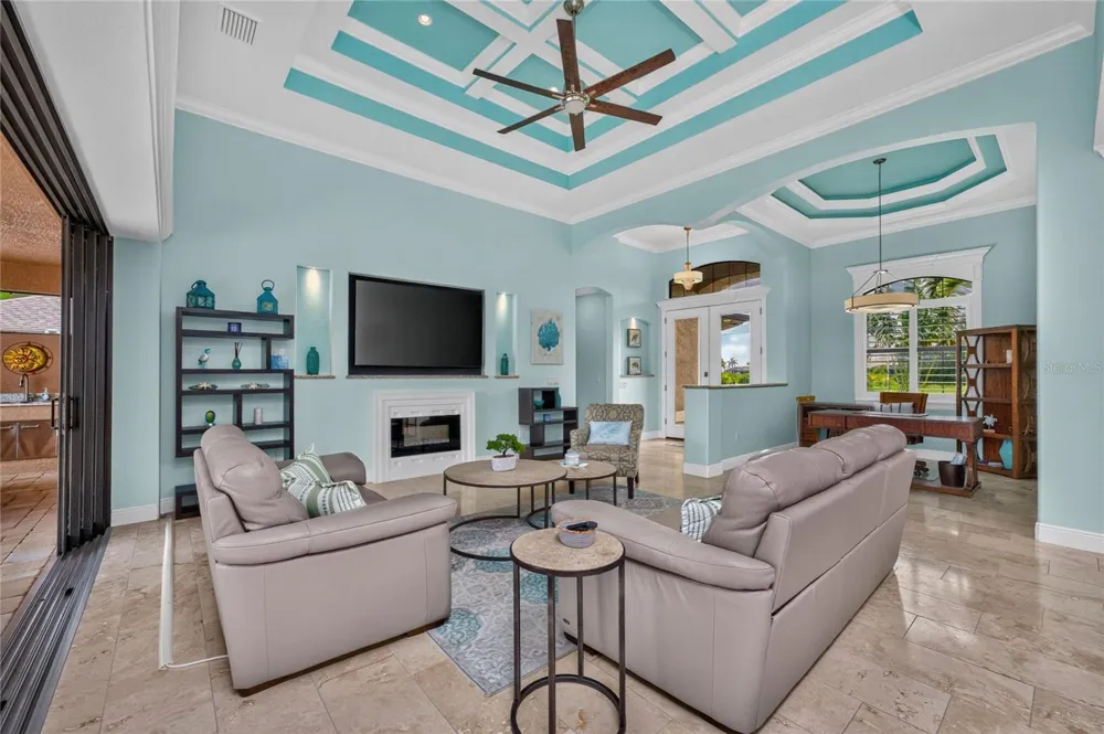 4 WHITE MARSH LANE Rotonda West, FL 33947