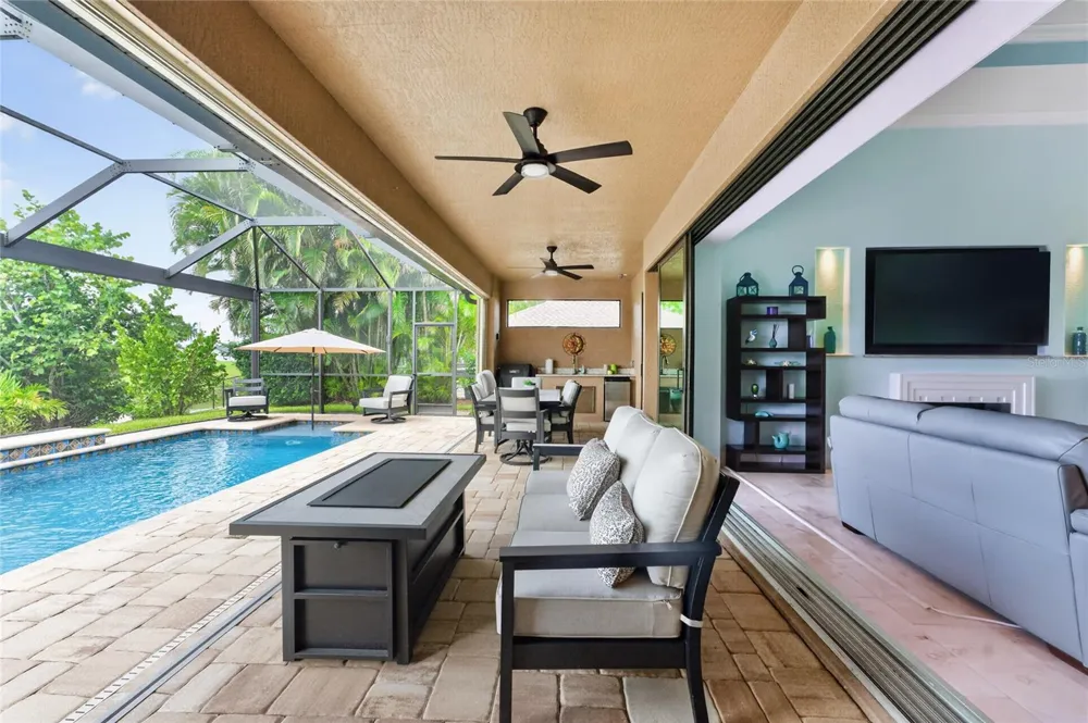 4 WHITE MARSH LANE Rotonda West, FL 33947