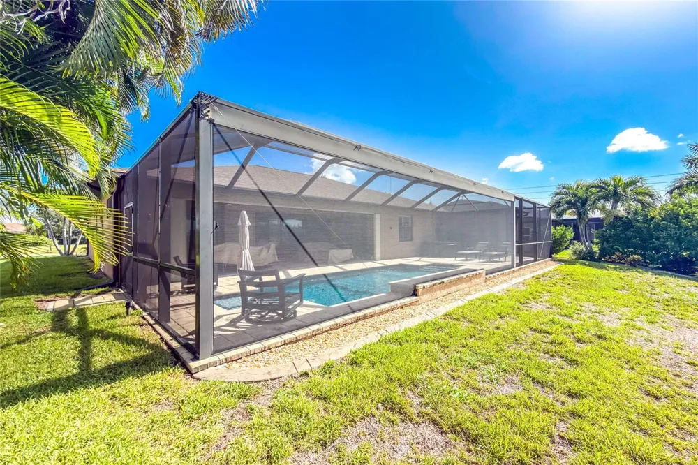 4 WHITE MARSH LANE Rotonda West, FL 33947