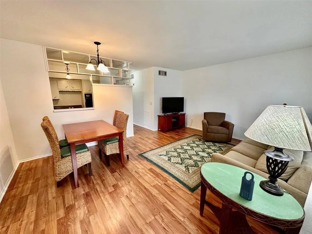 2100 WORLD PARKWAY BOULEVARD #50 Clearwater, FL 33763