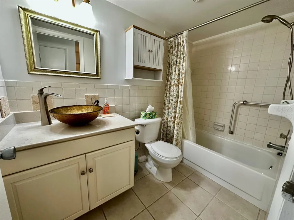 2100 WORLD PARKWAY BOULEVARD #50 Clearwater, FL 33763