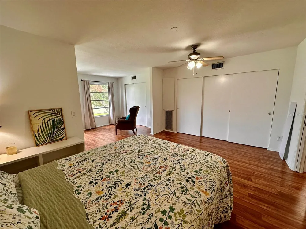 2100 WORLD PARKWAY BOULEVARD #50 Clearwater, FL 33763