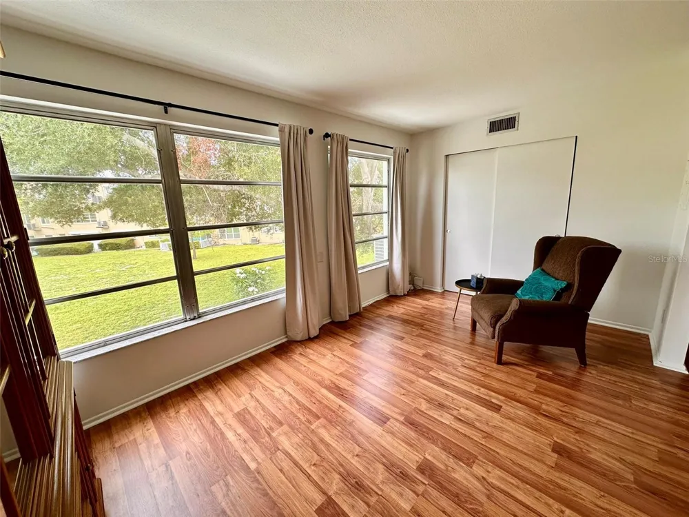2100 WORLD PARKWAY BOULEVARD #50 Clearwater, FL 33763