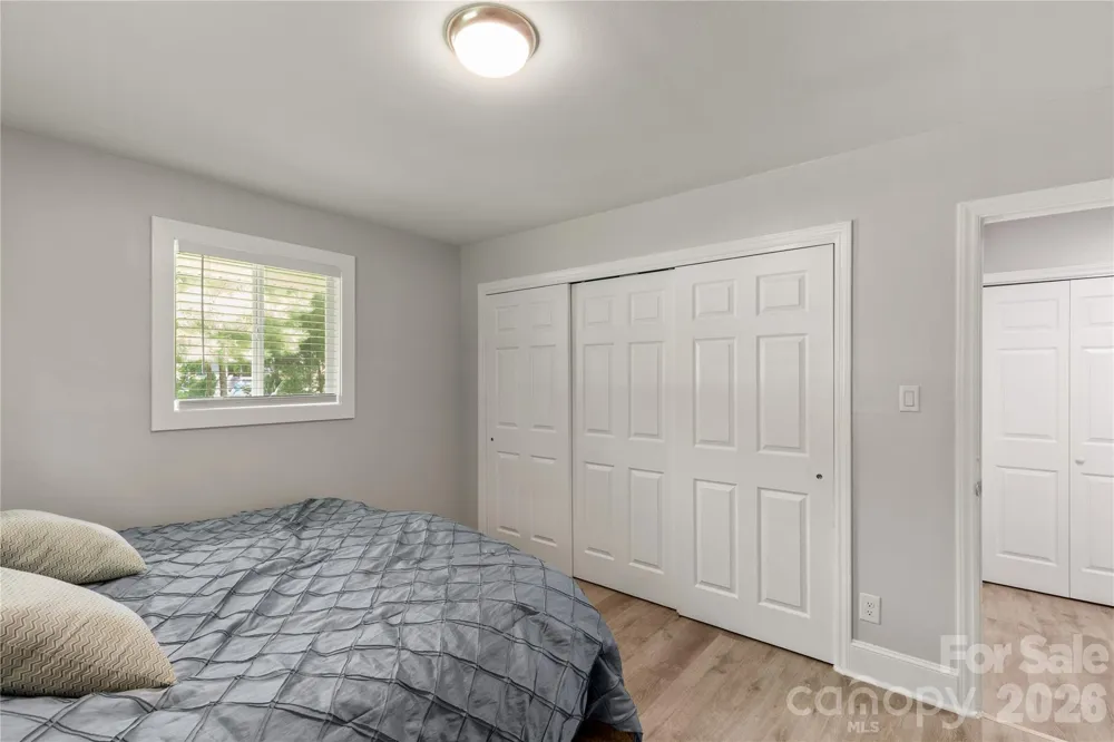 1405 Lakeview Drive Pineville, NC 28134