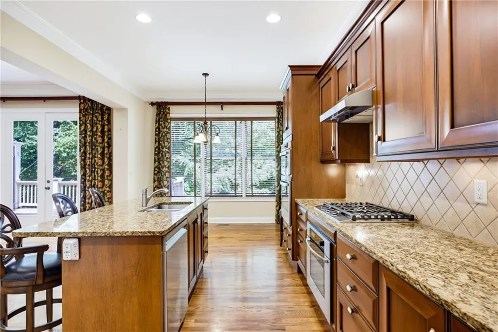 2318 Saint Davids Square NW #14 Kennesaw, GA 30152