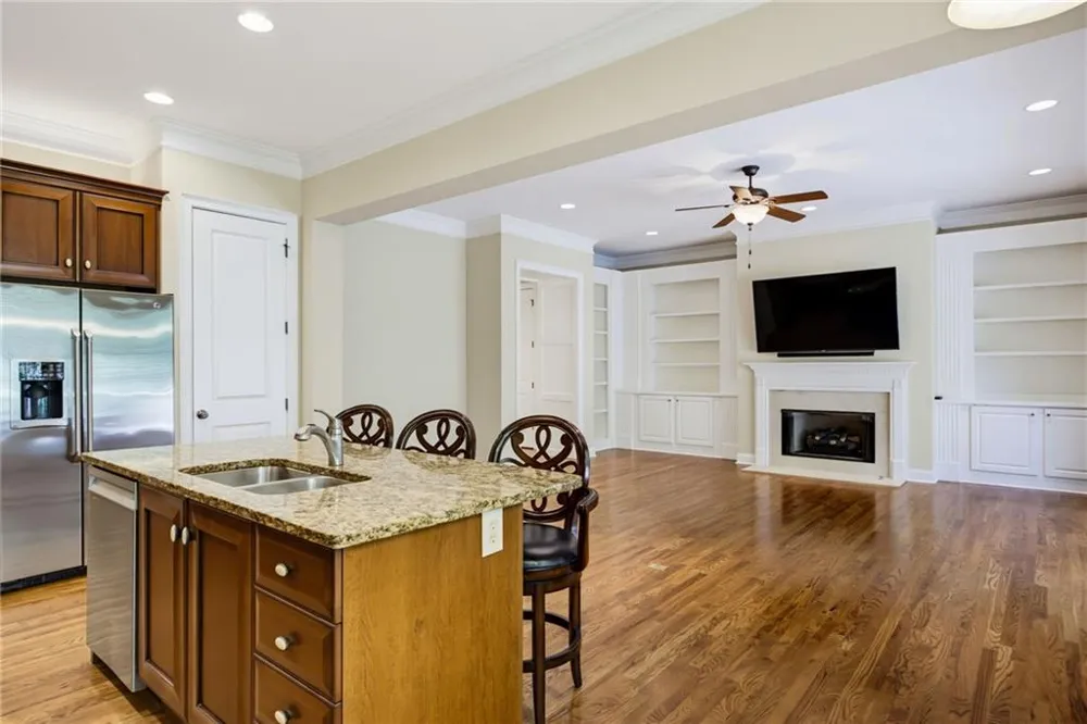 2318 Saint Davids Square NW #14 Kennesaw, GA 30152