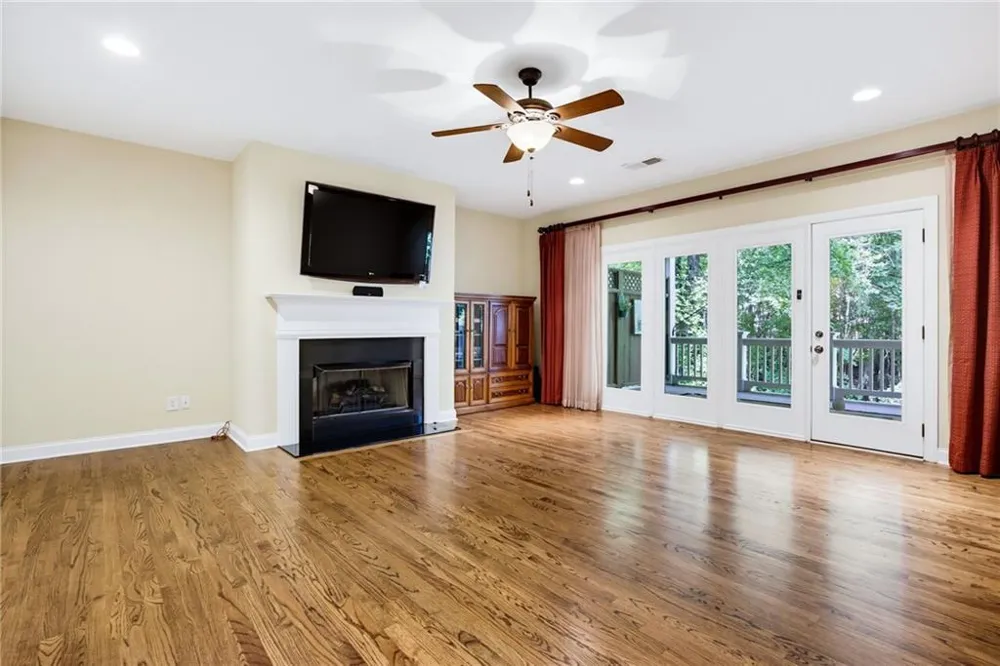 2318 Saint Davids Square NW #14 Kennesaw, GA 30152