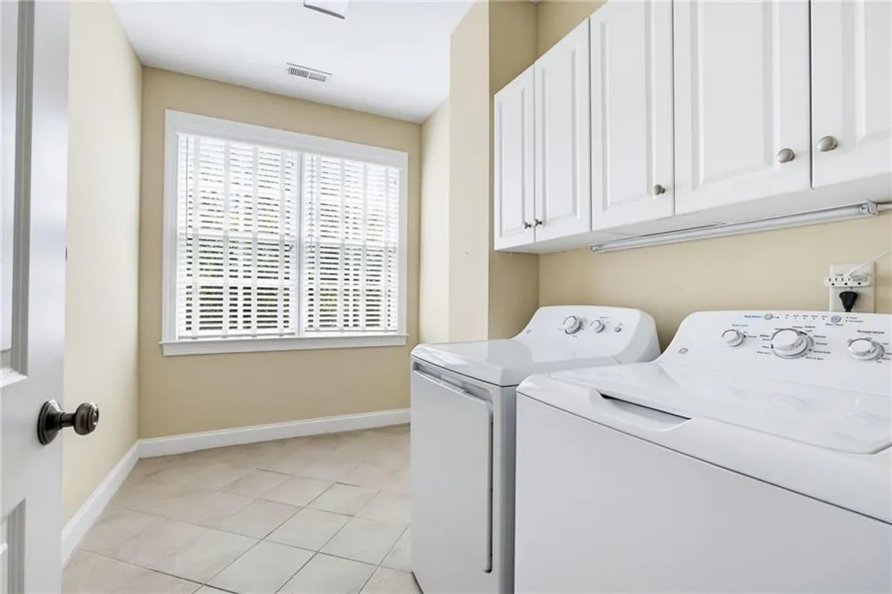 2318 Saint Davids Square NW #14 Kennesaw, GA 30152