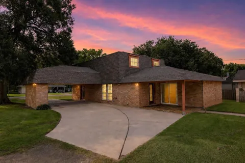 2403 Rosebud Street