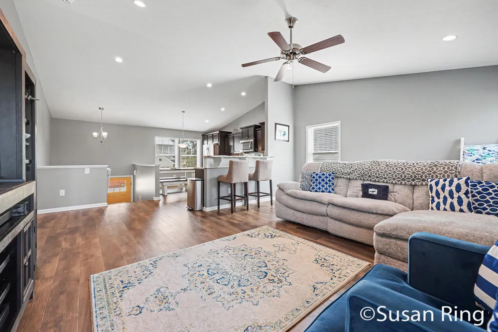 282 Vansen Drive Kent City, MI 49330