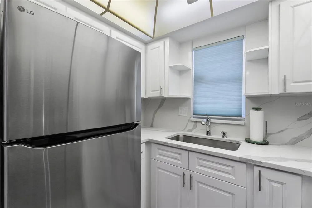 1205 TARPON CENTER DRIVE #E2 Venice, FL 34285