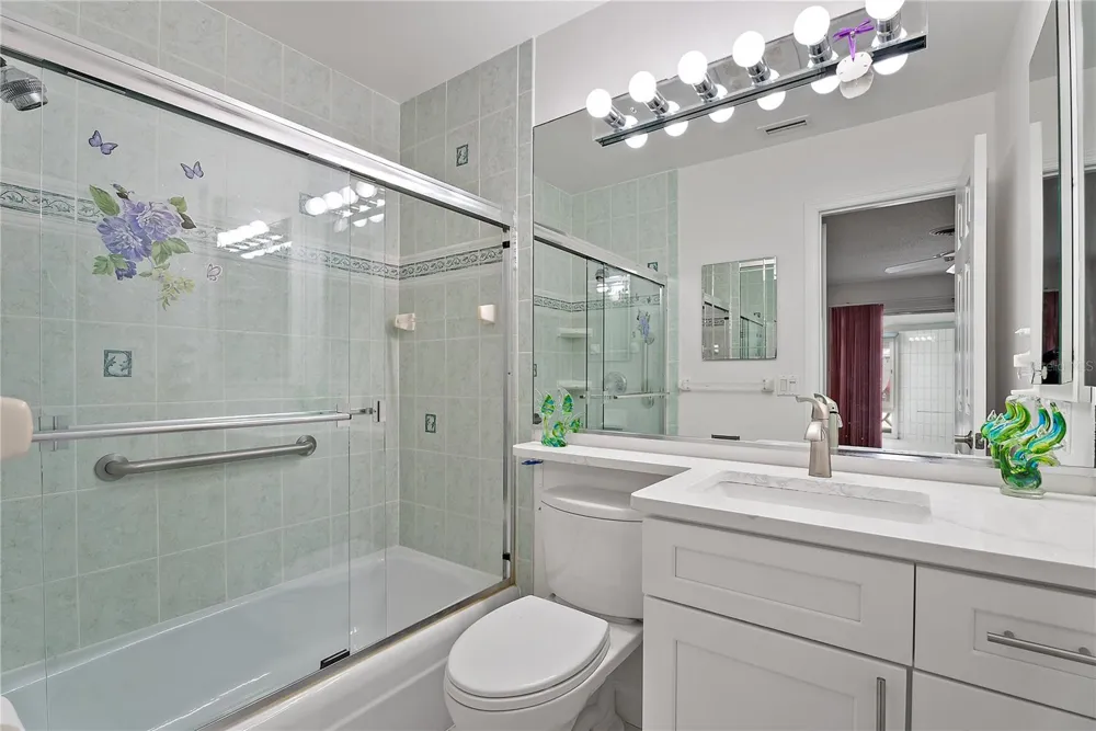 1205 TARPON CENTER DRIVE #E2 Venice, FL 34285