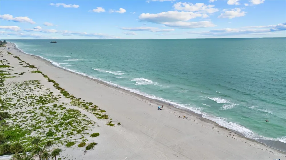 1205 TARPON CENTER DRIVE #E2 Venice, FL 34285