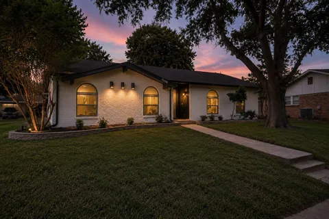 1505 Rocky Cove Circle