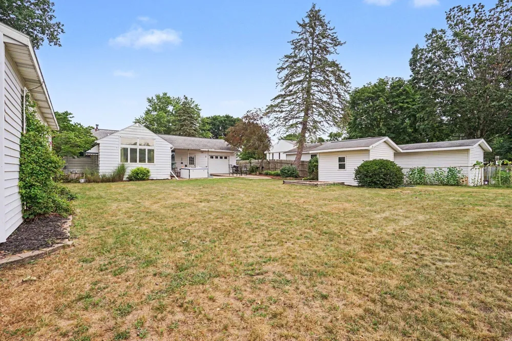 1684 Selly Oak Avenue Dorr, MI 49323