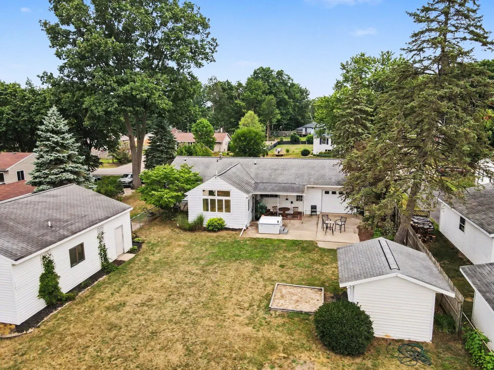 1684 Selly Oak Avenue Dorr, MI 49323