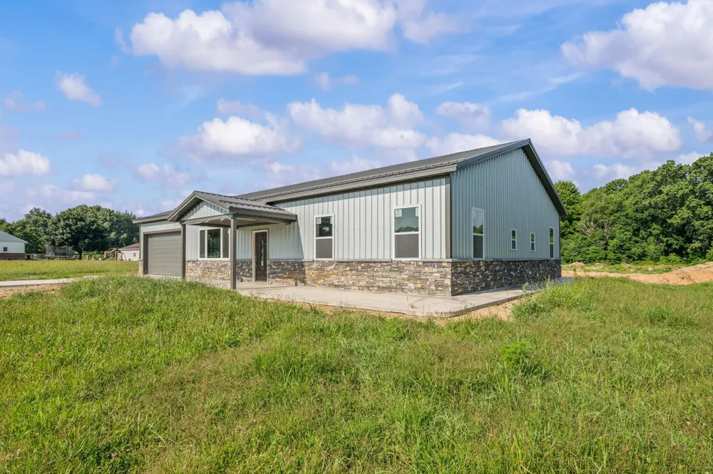 219 Knott Road Niles, MI 49120