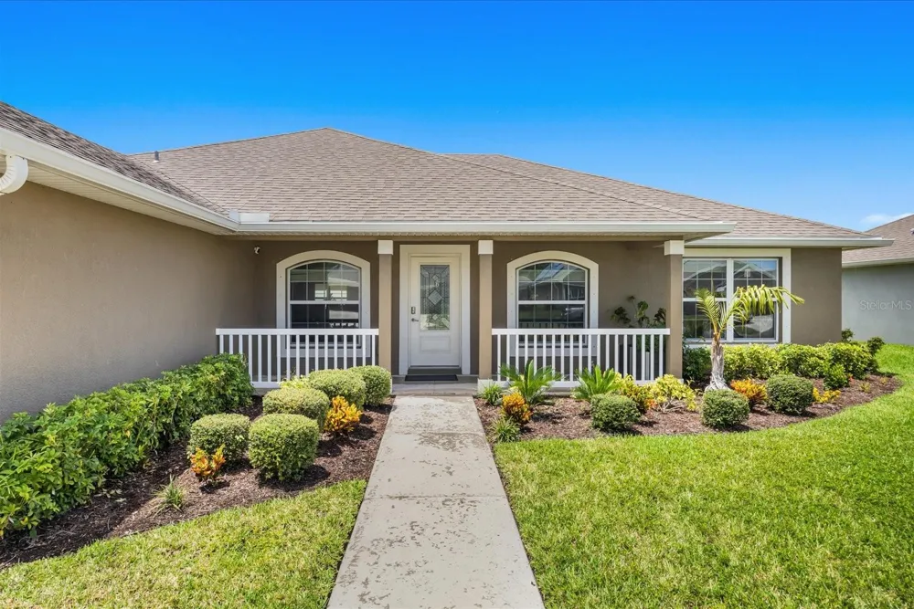 8516 WATERSTONE BOULEVARD Fort Pierce, FL 34951