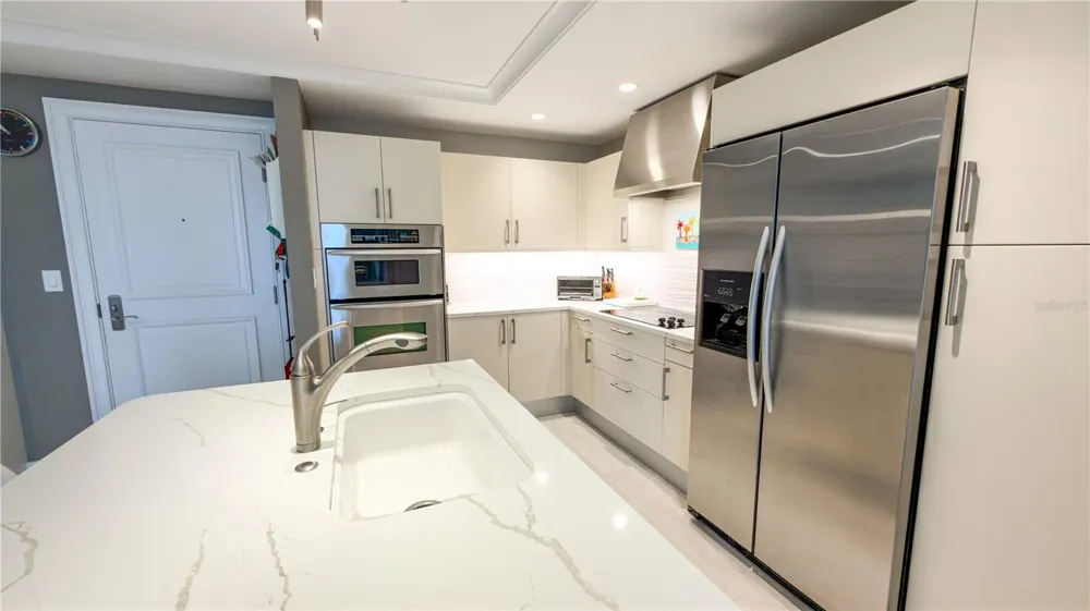 1350 MAIN STREET #908 Sarasota, FL 34236