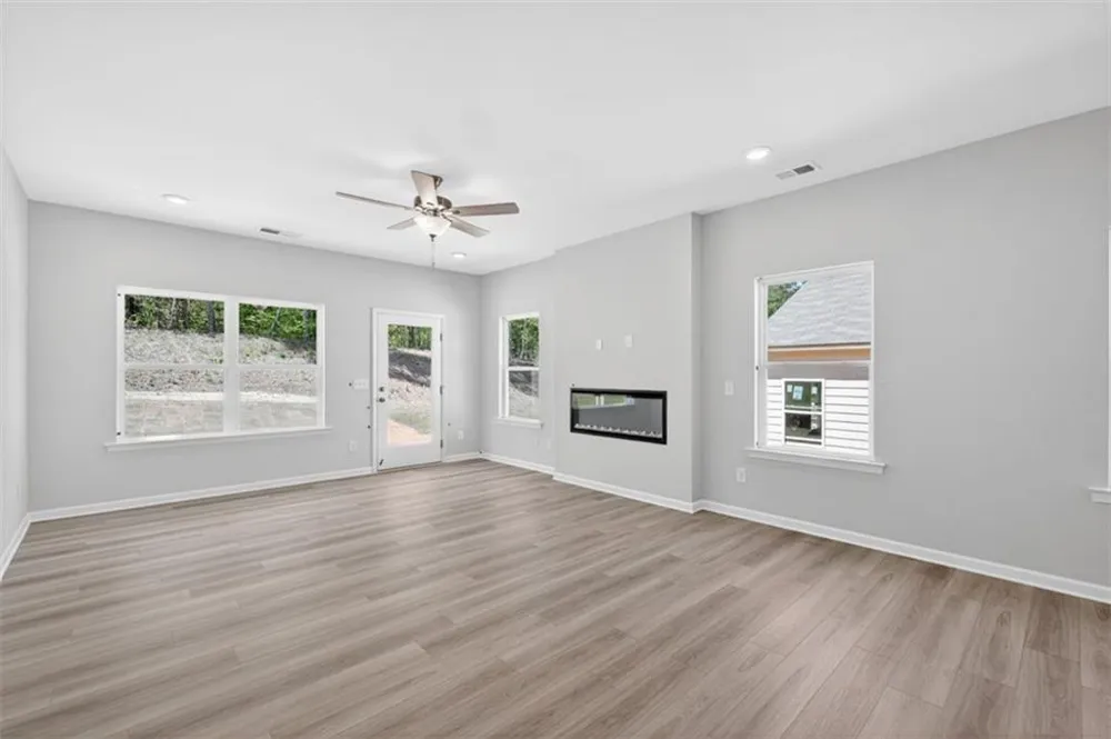103 Meadowview Court Carrollton, GA 30117