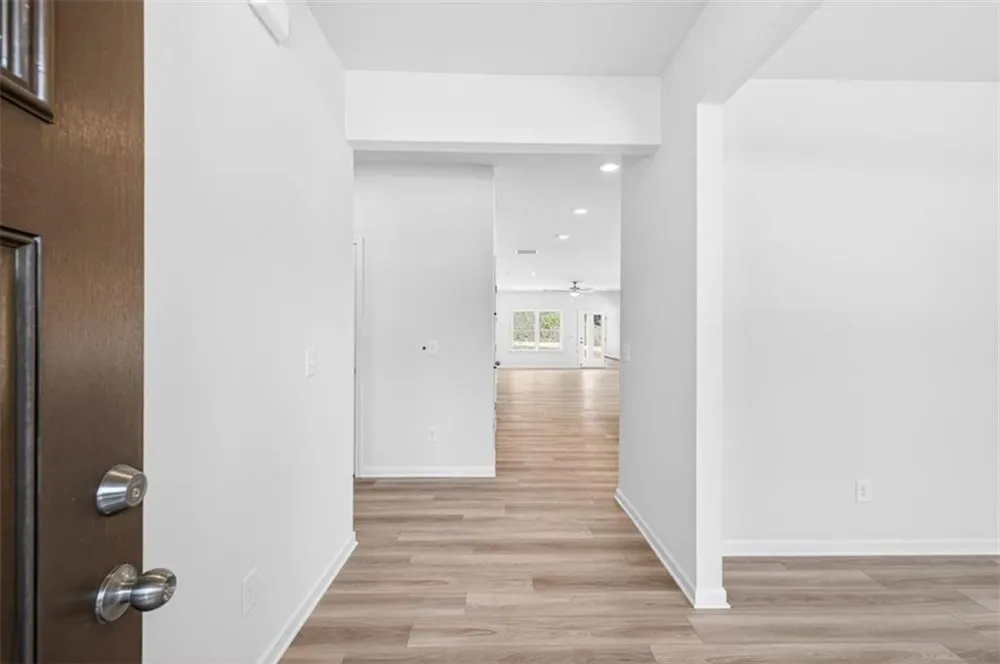 103 Meadowview Court Carrollton, GA 30117