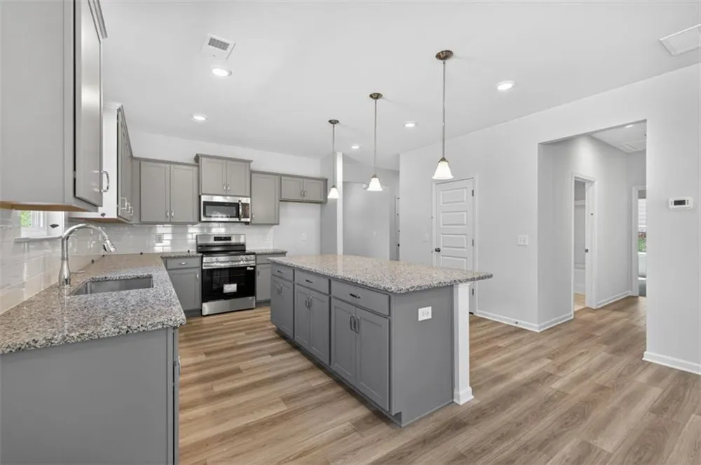 103 Meadowview Court Carrollton, GA 30117
