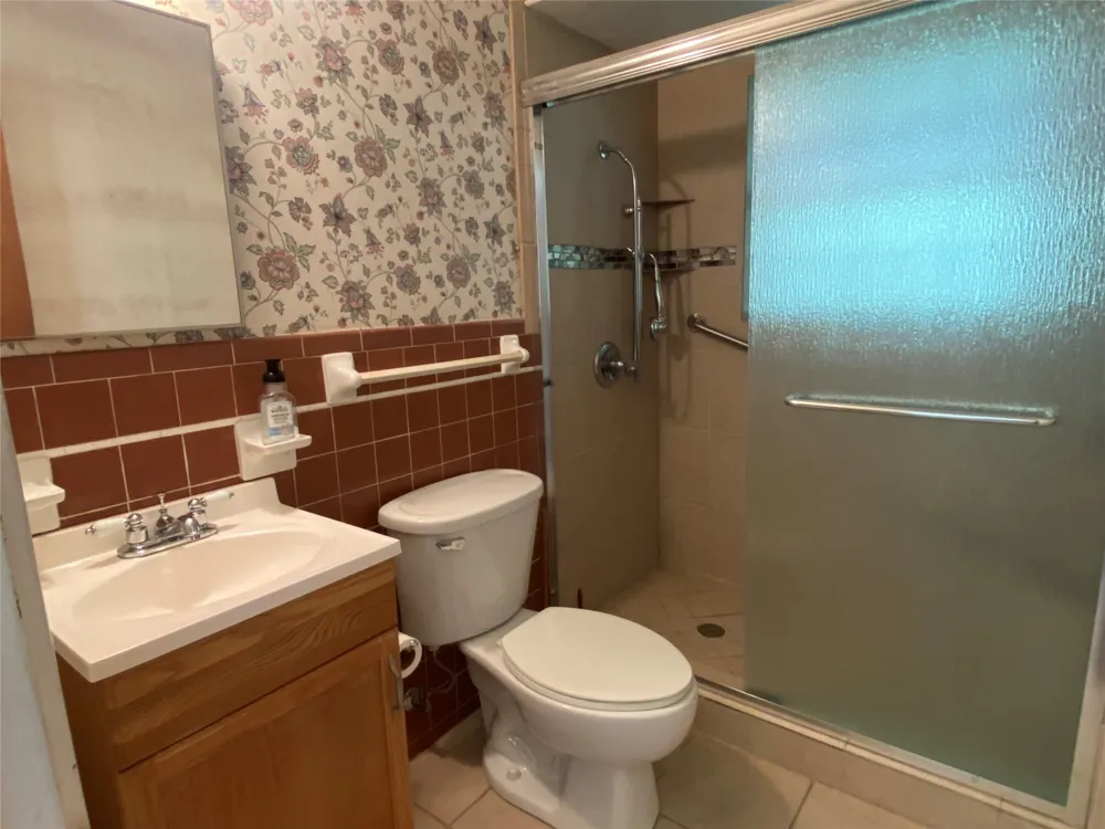 3271 Hubbard Street Paris, TX 75460