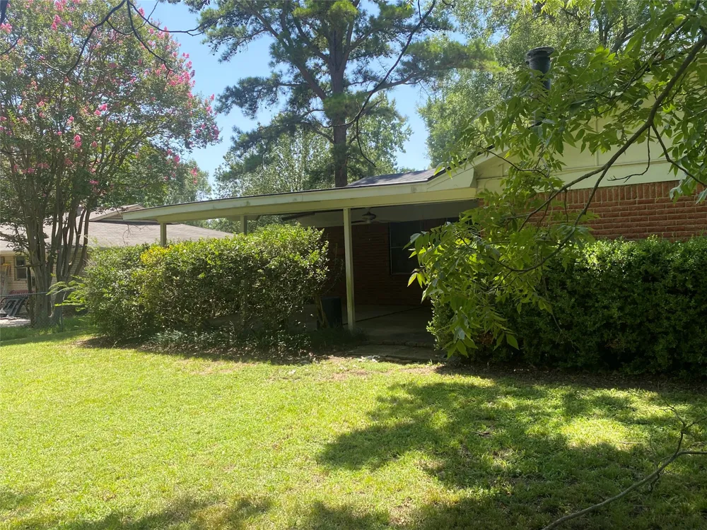3271 Hubbard Street Paris, TX 75460