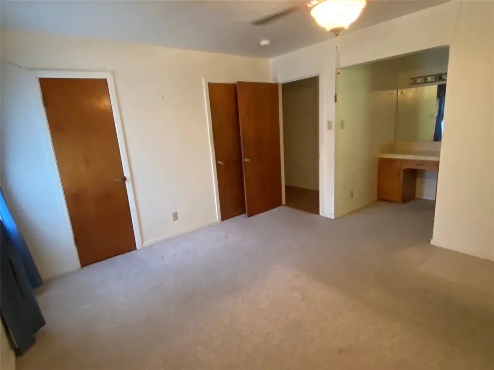 3271 Hubbard Street Paris, TX 75460