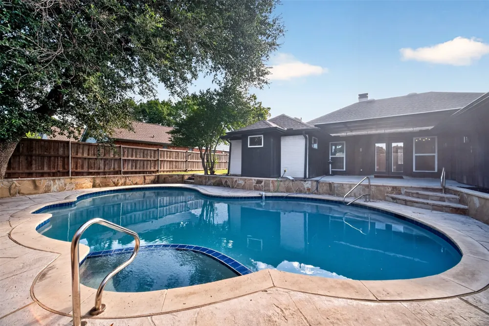 3904 Covinton Lane Plano, TX 75023