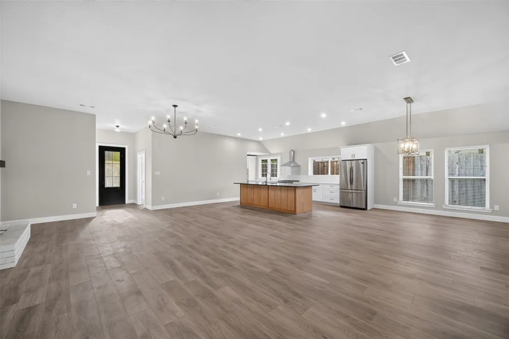 3904 Covinton Lane Plano, TX 75023