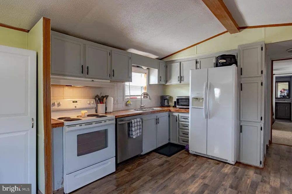 120 CARDINAL DRIVE Bellefonte, PA 16823