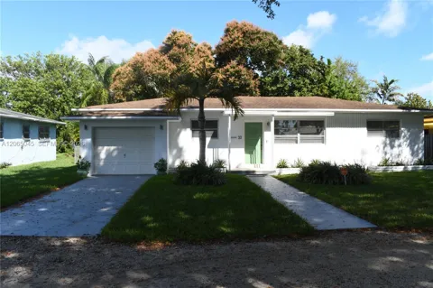 33 NW 87th St