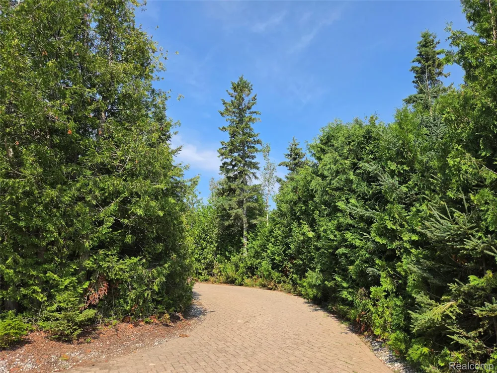 4935 E Grand Lake Road Presque Isle Township, MI 49777