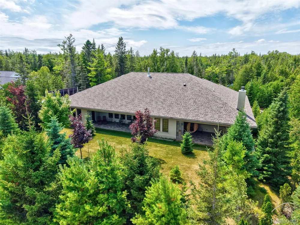 4935 E Grand Lake Road Presque Isle Township, MI 49777
