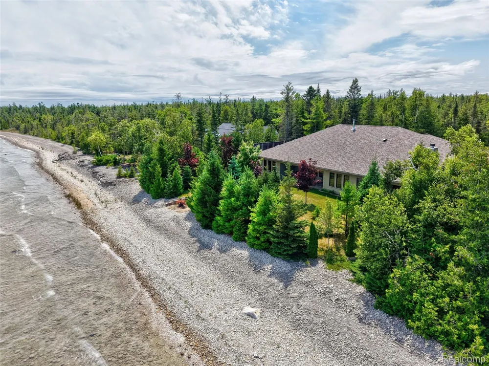 4935 E Grand Lake Road Presque Isle Township, MI 49777